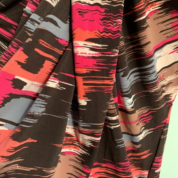 The Limited Pattern Tank - Picture 2 of 6